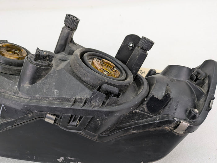 BMW Z3 M Roadster Front Right Headlight White Indicator 8386048 *Damaged*