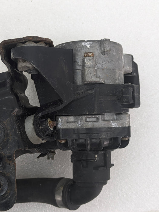 BMW E70 X5 M/E71 X6 M Driver/Left Side Auxiliary Coolant Water Pump 7584088