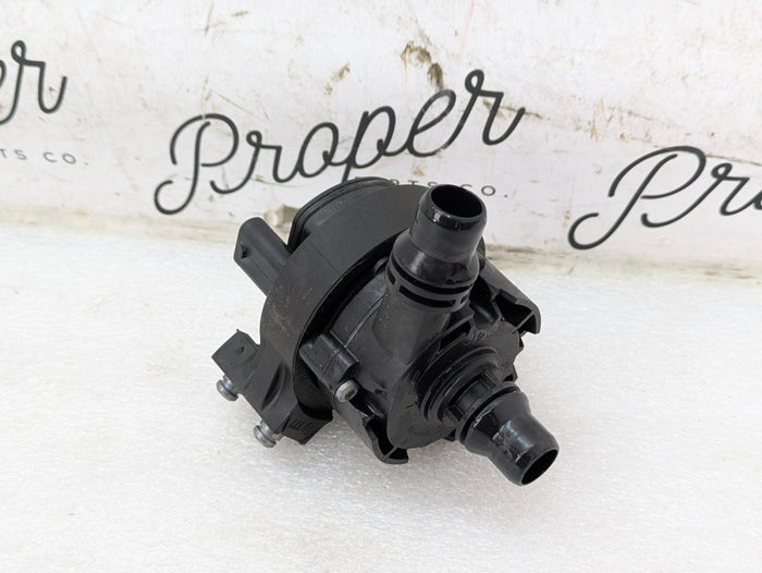 BMW F36 F30 F32 F33 F34 440xi 340xi B58 Engine Auxiliary Coolant Water Pump 8605322