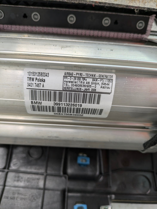 BMW E90 E92 E91 325xi 335xi 330xi 328xi 323i M3 Black Non-iDrive/Non-Navigation/Single Scoop Dashboard & Airbag 7143779