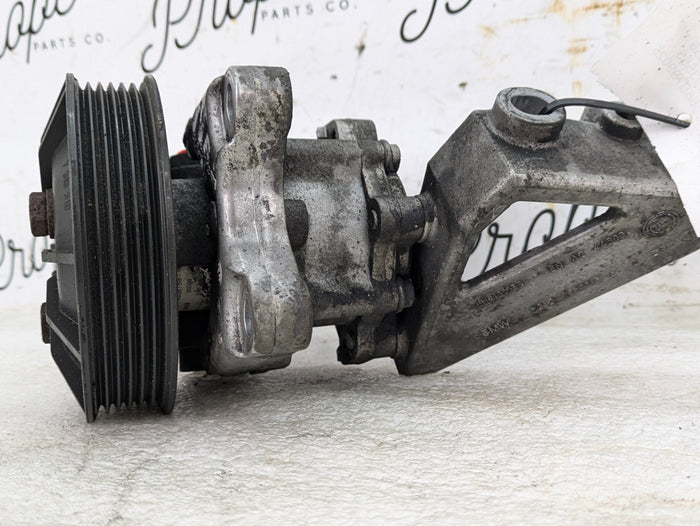 BMW E60 E61 530xi 528xi 525xi N52 Power Steering Pump & Bracket 7539015/7516619