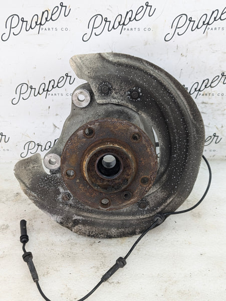BMW F22 F23 228xi M235xi M240xi 230xi AWD Right/Passenger Side Front Knuckle 6853820