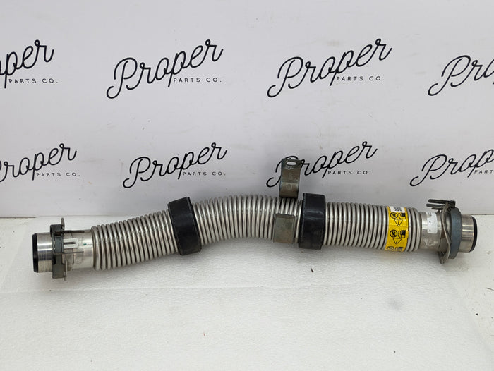 Chevrolet C7 Corvette Stingray Gas/Fuel Tank Crossover Hose/Pipe/Tube 84120906