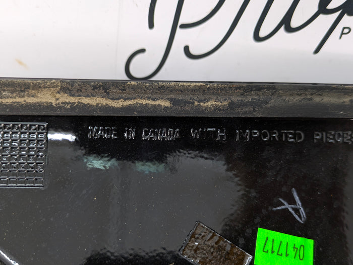 Chevrolet C7 Corvette Stingray Right/Passenger Side Exterior A Pillar/Windshield Trim 23163510