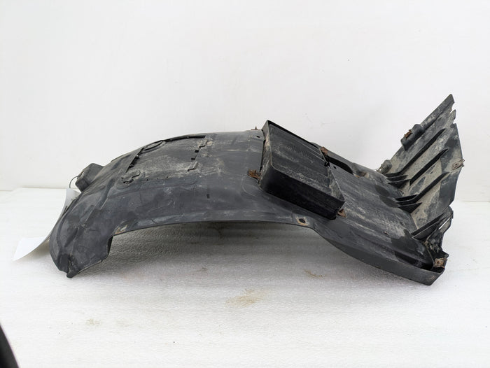 BMW E90 E91 335xi 328xi M Sport Right Front Lower Fender Liner Splash Guard 7892804
