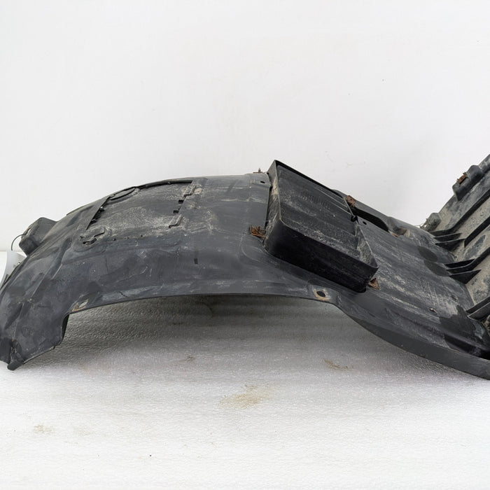 BMW E90 E91 335xi 328xi M Sport Right Front Lower Fender Liner Splash Guard 7892804