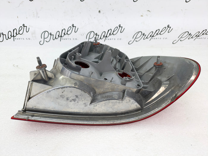 BMW E46 M3 330ci 328ci 325ci 323ci Coupe Rear Left Amber Tail Light Turn Signal 8364725