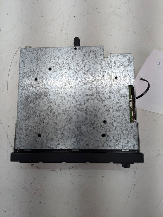 BMW Z3 M Roadster/E36 3 Series Business Radio CD Player Head Unit 6902820