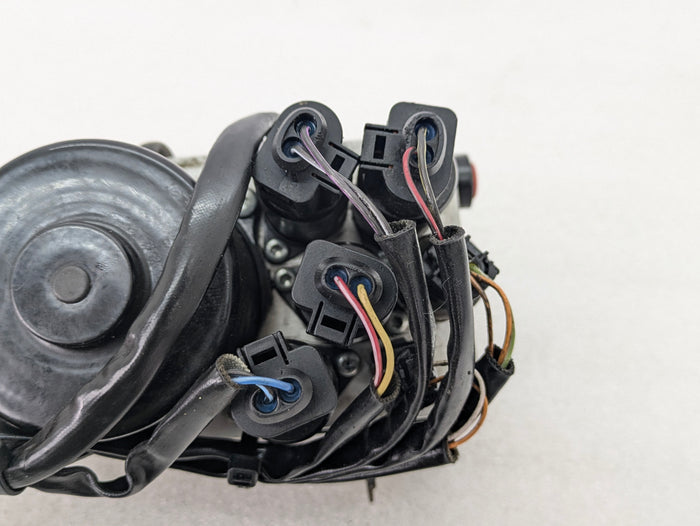 BMW E46 M3 SMG Hydraulic Pump Transmission Actuator Hydraulic Accumulator 21532229715	*DAMAGED*