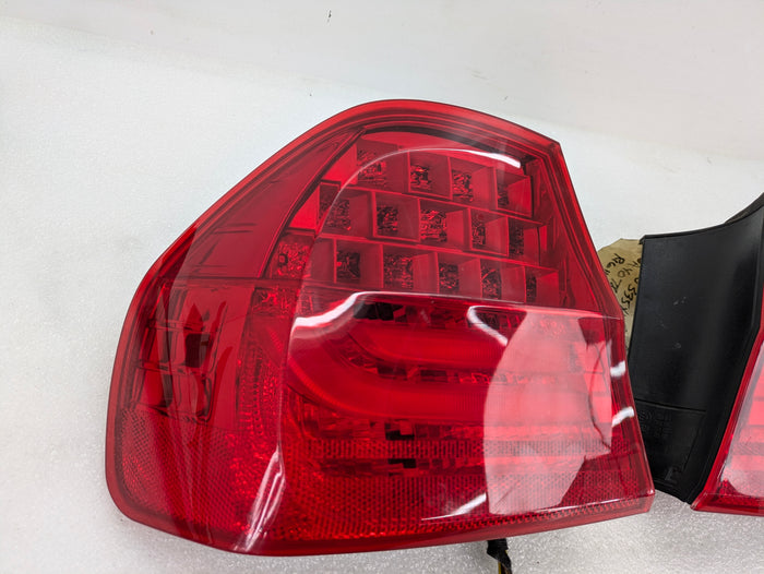 BMW E90 LCI Sedan 335xi 328xi Rear Tail Light Left Right Inner Outer Set 218402/218401