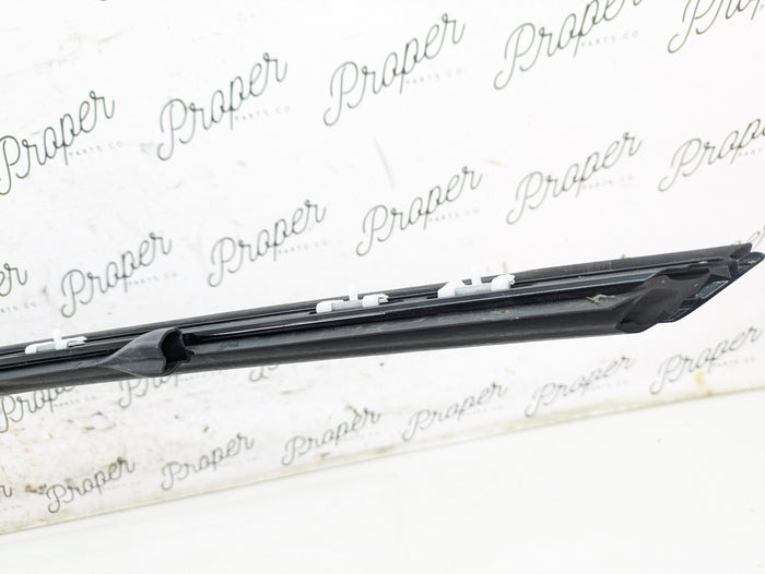 BMW G22 G82 430ix M440ix M4 Left/Driver Side Shadowline Window Trim 51337482753/51337482755
