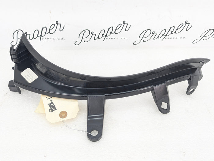 2021 Volvo V60 T6 R-Design Left Right Rear Trunk Trim Panel Set 32205048/32205047