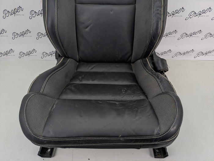 2021 Volvo V60 T6 R-Design Front Left/Driver Side Black Leather Heated Seat *DAMAGED*
