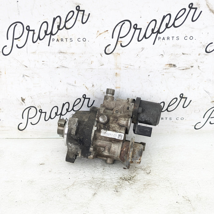 BMW E90 E92 E93 335xi 335i E82 E88 135i N55 N54 High Pressure Fuel Pump HPFP 7615617