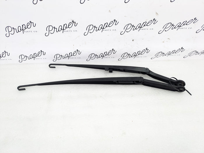 BMW E46 M3 330ci 328ci 325ci 323ci 320i Windshield Wiper Arm Set Left Right 7007128/7003931