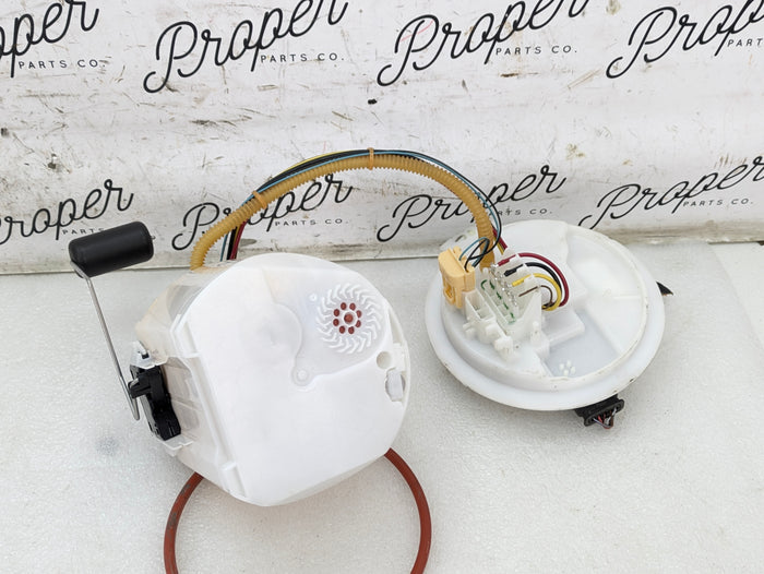 BMW G22 G23 G20 G26 430ix M440ix B46 B58 In Tank Low Pressure Fuel Pump/LPFP 7473444