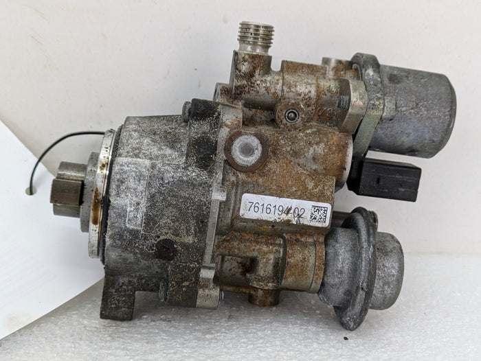 BMW E82 E88 E92 E90 E93 335i 335xi N54 N55 High Pressure Fuel Pump HPFP 7616194