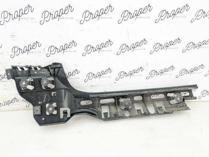 BMW G20 330ix M340ix 330ex M Sport Rear Bumper Upper Right/Passenger Side Support Bracket Mount 7469364