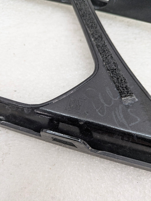 Chevrolet C7 Corvette Stingray Z51 Rear Right/Passenger Side Tail Light Surround Trim 22790955 *DAMAGED*
