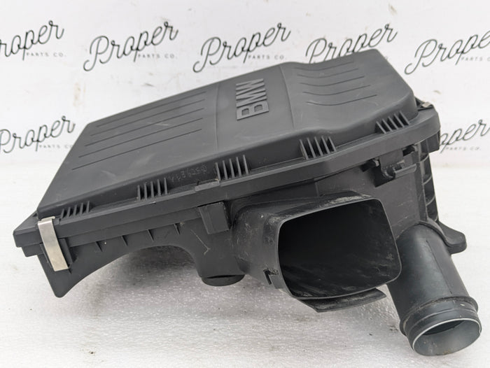 BMW E93 E92 E90 335is 335i 335xi N54 Engine Air Intake Filter Box 7556547