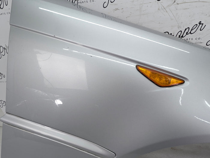 BMW E46 330ci Facelift Coupe Convertible Passenger Front Right Fender Titan-Silber (354)