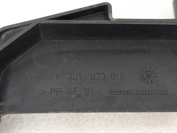 E46 M3 330ci 328ci 325ci 323ci 320i Headlight Bracket Set Left Right 1301073017/1301073018