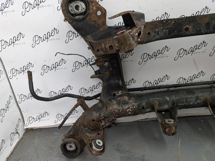 BMW E92 E93 E90 E91 3 Series Rear Subframe Crossmember W/Sway Bar 33316783713/6764427