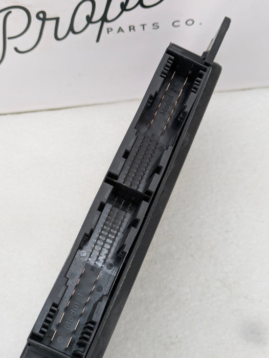 BMW E88 E82 135i 128i Footwell Light Control Module FRM3 6827065