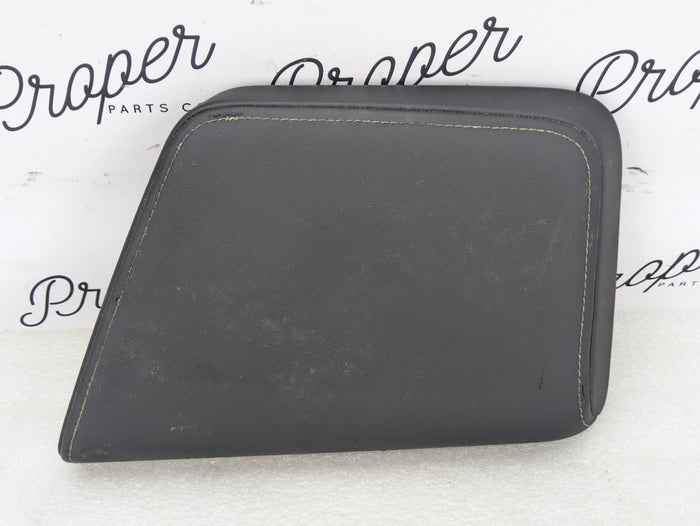 2021 Volvo V60 T6 R-Design Black Center Console Armrest *DAMAGED*