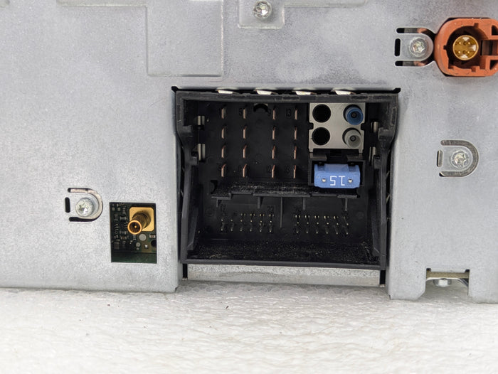 BMW E92 E90 E91 E93 335xi 330xi 328xi 325xi 323i M3 CIC iDrive Navigation Head Unit/CD Player/Radio 9202828