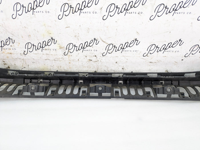 BMW F36 F32 F33 440xi 430xi 435xi 428xi Rear Bumper Center Support Mounting Bracket 7432637