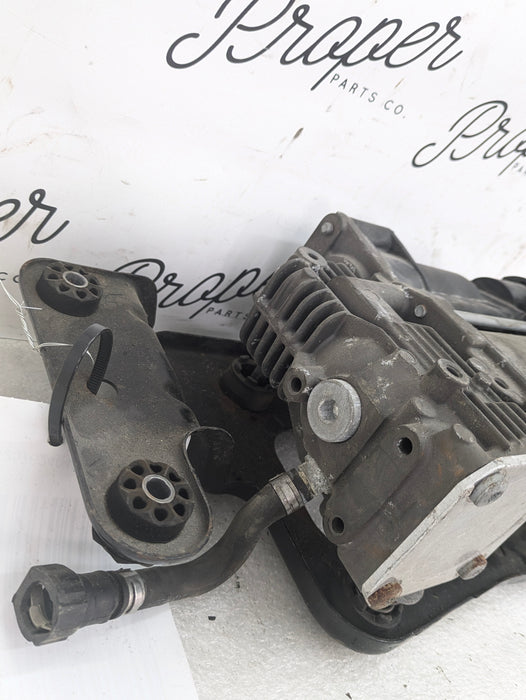 BMW E70 X5/E71 X6 AIR SUSPENSION AIR COMPRESSOR PUMP 37206859714