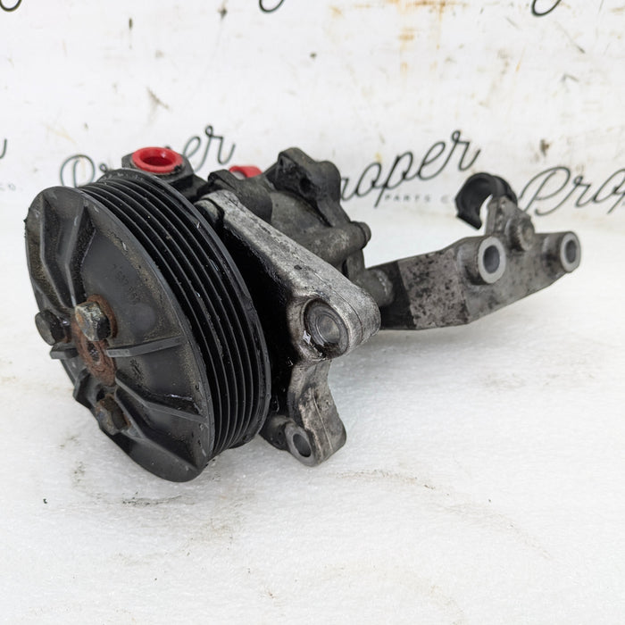 BMW E90 E91 E92 E93 325xi 330xi 328xi 323i E82 E88 128i N52 Power Steering Pump & Bracket 7539015