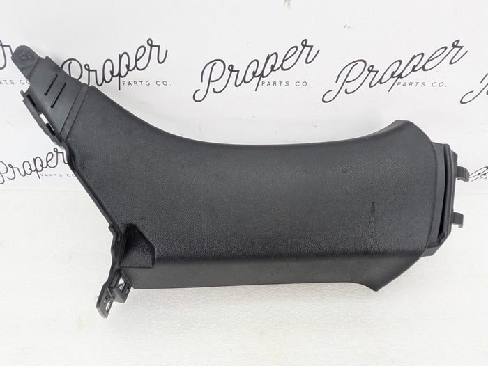 2021 Volvo V60 T6 R-Design Left & Right Black Upper C Pillar Trim Set 31479241/31479239