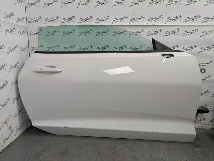 2018 Chevrolet 6th Gen Camaro 2SS Right/Passenger Side Door Assembly Summit White (GAZ)