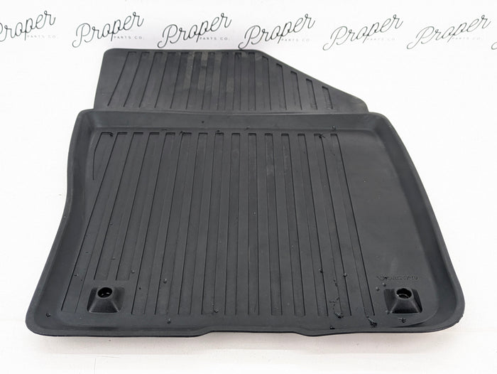2021 Volvo V60 T6 R-Design Winter/Rubber Black Floor Mat Set 31322963