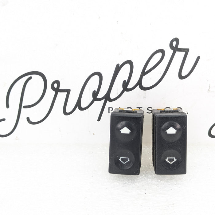 BMW Z3 M 3.2 3.0 2.8 2.5 2.3 1.9 1.8 Power Window Control Switch Button Left & Right 8368941