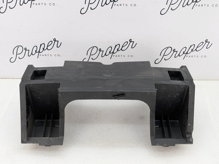 Chevrolet C7 Corvette Stingray Rear Bumper Center Support Mounting Bracket Carrier 23169479