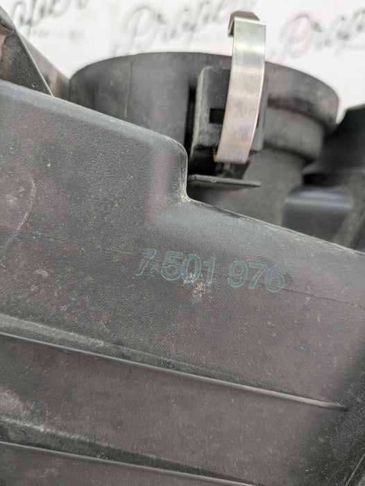 BMW E46 330CI 330I M54B30 3.0 Engine Air Filter Box Housing Top Lid Cap 7501976