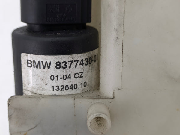 BMW E46 330ci 328ci 325ci 323ci 320i Front Windshield Headlight Washer Tank Reservoir Bottle 7008057/8377430