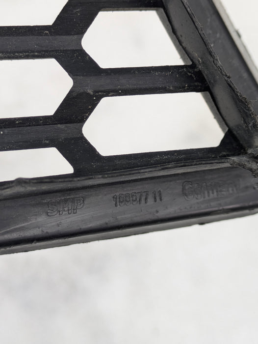 BMW F80 F82 M3 M4 Front Right Lower Bumper Grille 8054302