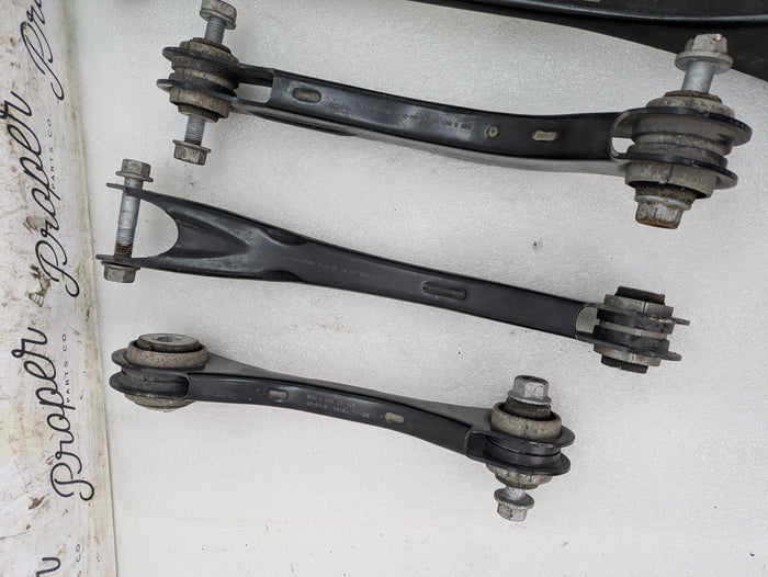 BMW G20 G22 G23 G26 330ix M340ix 330ex Right/Passenger Side Rear Control Arm Set