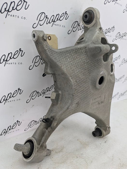 2021 Volvo V60 T6 R-Design Left/Driver Side Rear Lower Control Arm 32292407