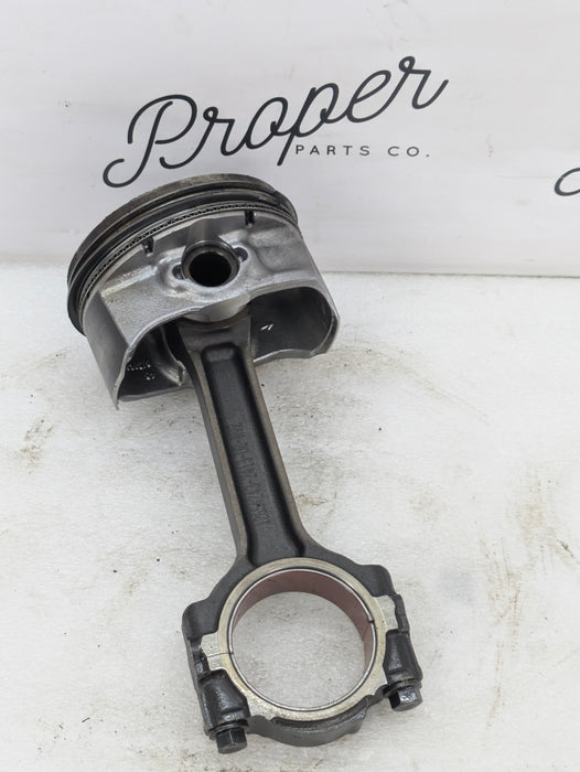 Chevrolet C7 Corvette Stingray Z51 LT1 Gen V Engine Right Side Piston & Connecting Rod #2 12654243 *NOTE*