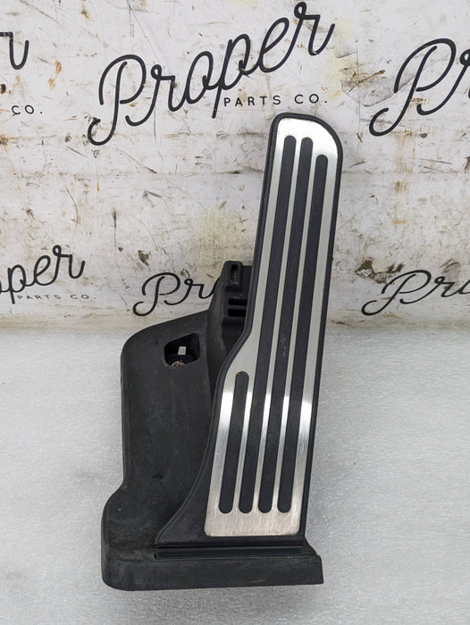 Chevrolet C7 Corvette Stingray Z51 Throttle/Gas/Accelerator Pedal 22936178