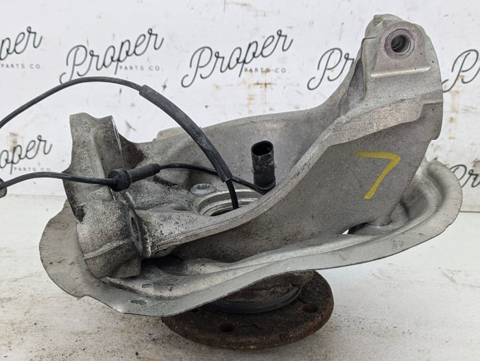 BMW F22 F23 228xi M235xi M240xi 230xi AWD Left/Driver Side Front Knuckle 6853819