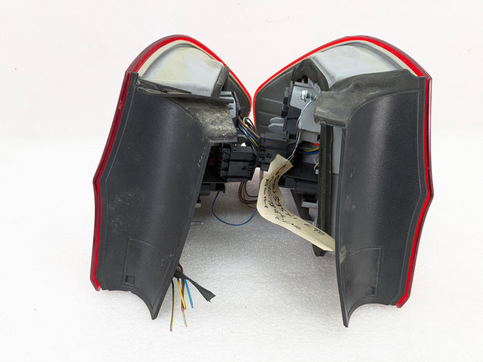 BMW E90 LCI Sedan 335xi 328xi Rear Tail Light Left Right Inner Outer Set 218402/218401