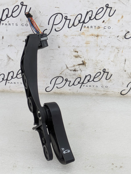 BMW F30 340xi 335xi 330xi 328xi 320i Hood Release Lever Handle & Bracket 7326365/7309606
