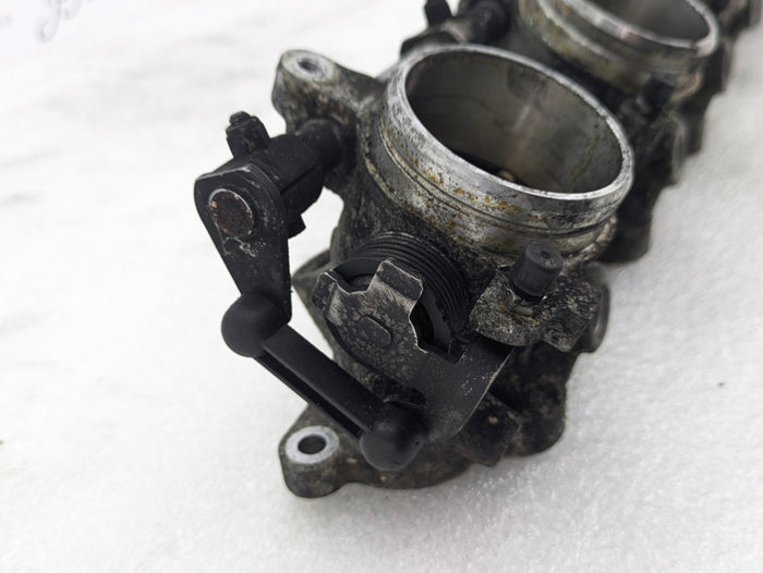 BMW S85 E60 E61 M5 E63 E64 M6 Throttle Body Assembly & Hall Sensor Cylinder 1-5 13547841814