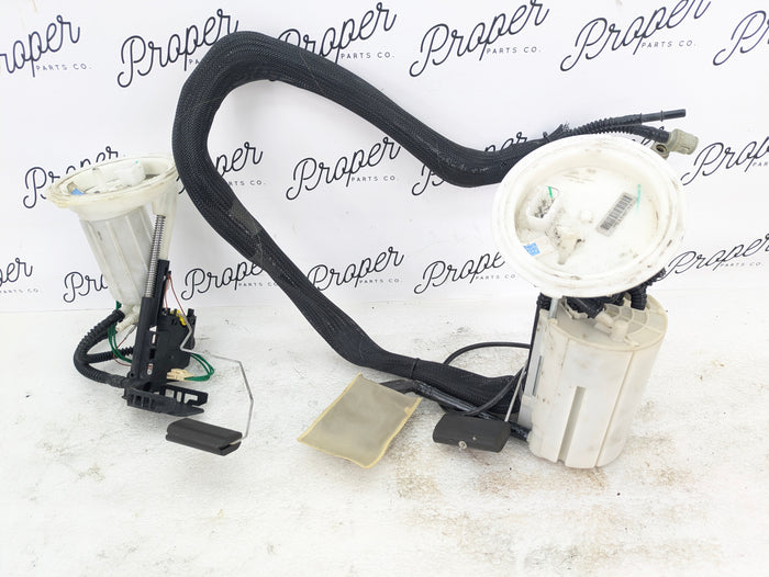 BMW E60 E61 M5/E63 E64 M6 Fuel Pump W/Level Sensor Right 2282690/2282689